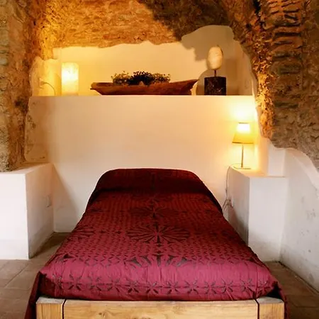 Almora Bed & Breakfast *